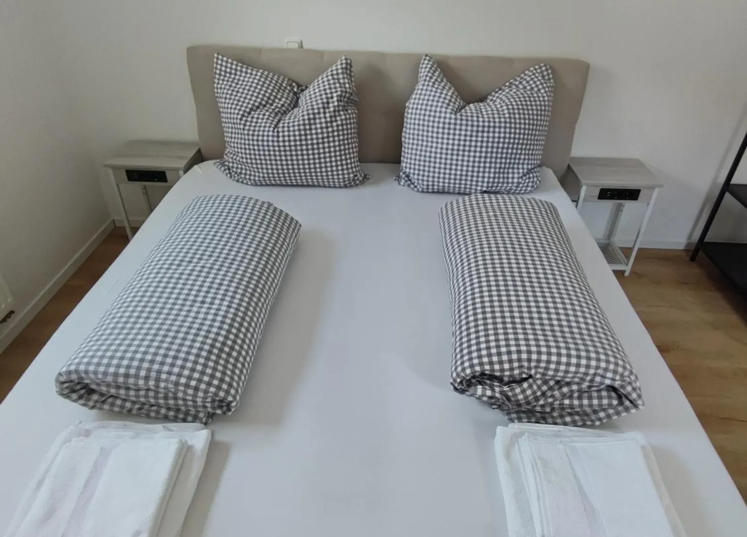 Fewo Planer Altstadtwohnung Mit Terrasse & Parkplatz Memmingen 0*,